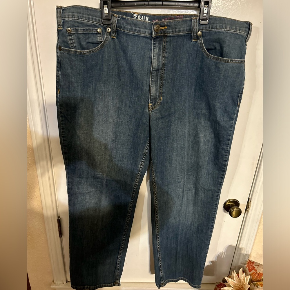 Mens True Nation Blue Jeans Size 46x30.